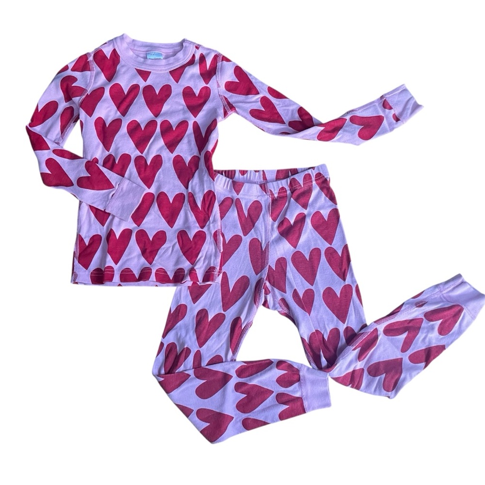 Hanna Andersson Pink and Red Heart Pajama Set, Size 6/7